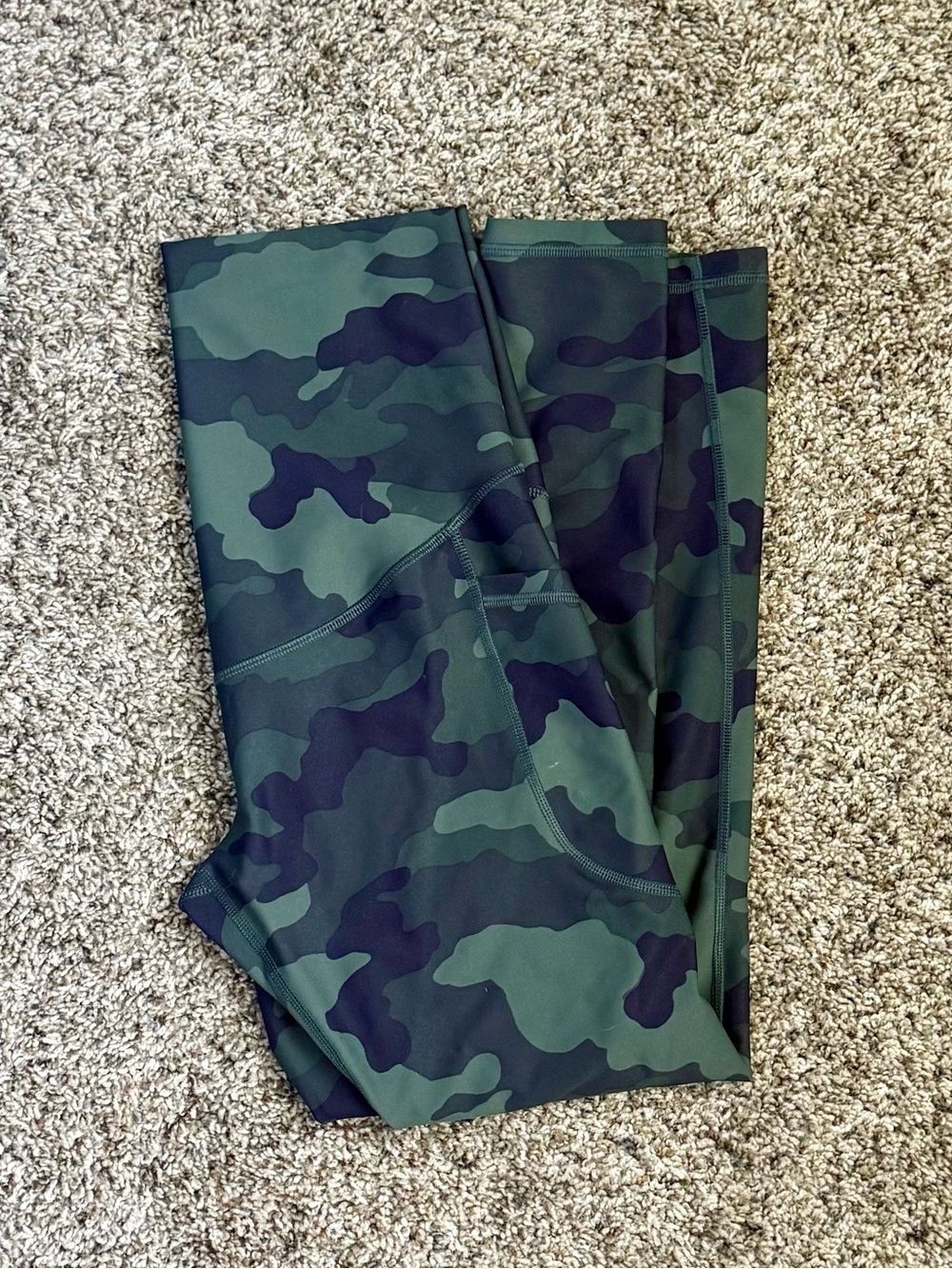 Women’s Maternity Camo Active Leggings - Green Camouflage Size S